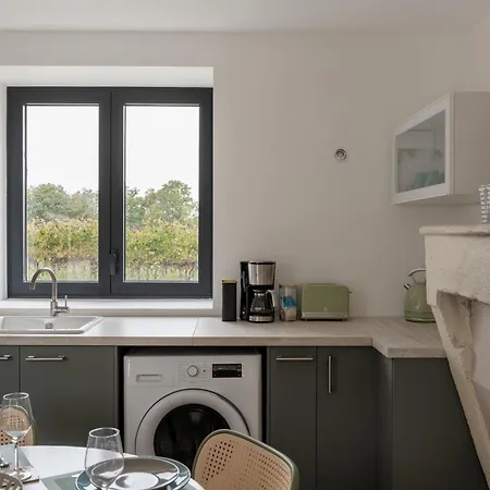 L'eperonnette, Cozy House With Swimming Pool, Surrounded By Vineyard, Near St Emilion 別荘 Vérac