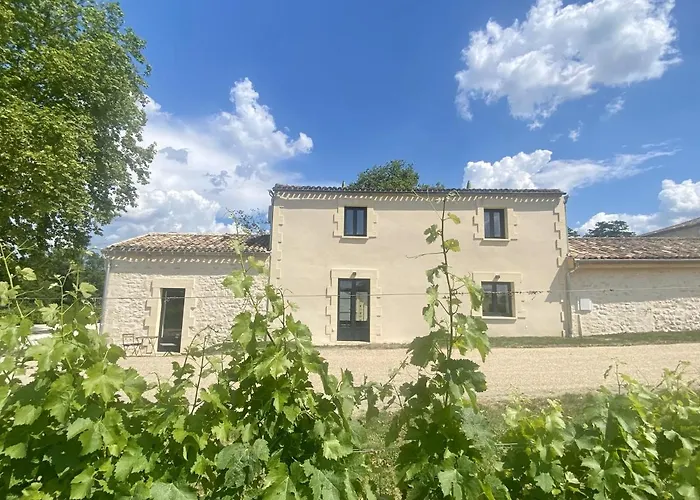 L'eperonnette, Cozy House With Swimming Pool, Surrounded By Vineyard, Near St Emilion 펜션 *