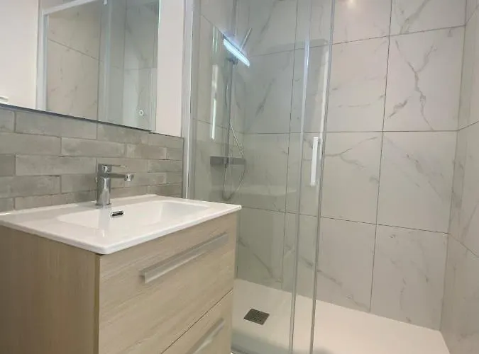 L'eperonnette, Cozy House With Swimming Pool, Surrounded By Vineyard, Near St Emilion