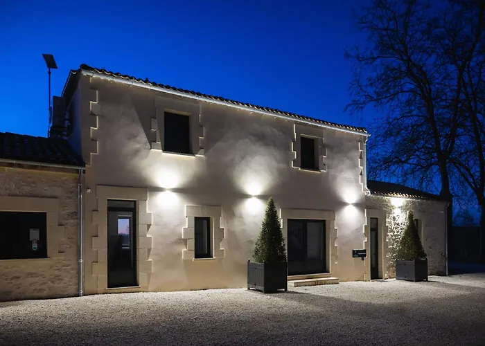 L'eperonnette, Cozy House With Swimming Pool, Surrounded By Vineyard, Near St Emilion *